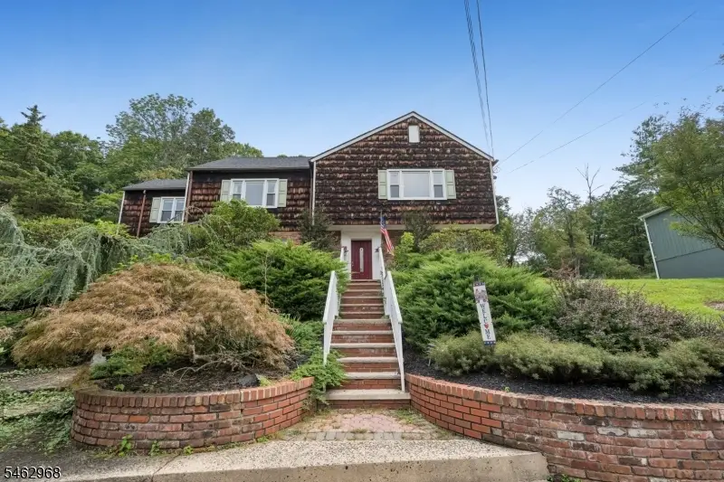 57 Washington Dr, Watchung, NJ 07069 - #3