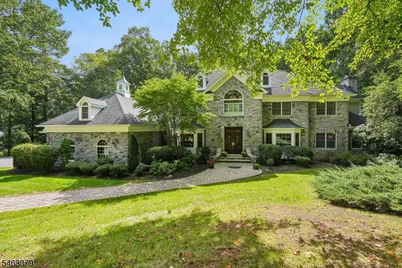 12 Cobblefield Dr, Bernardsville, NJ 07924 - #1