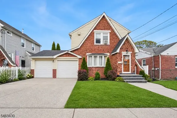 12 Silleck St, Clifton City, NJ 07013
