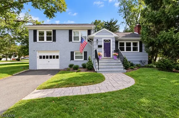5 Surrey Ln, Madison Boro, NJ 07940