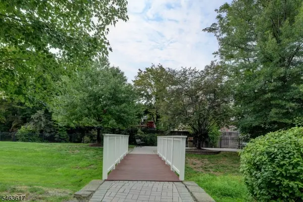 415 River Pl, Butler Boro, NJ 07405