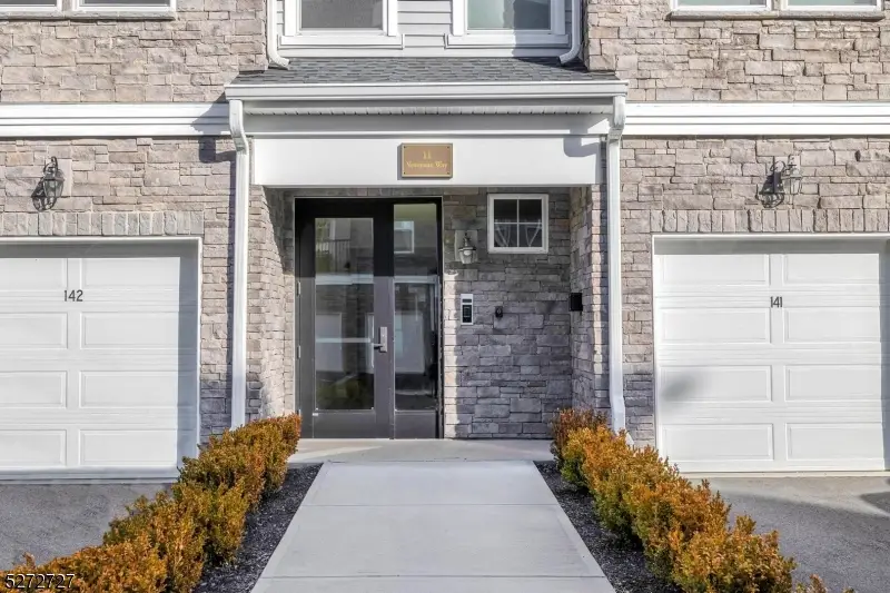 11 Veterans Way #121, Morris Plains, NJ 07950 - #1