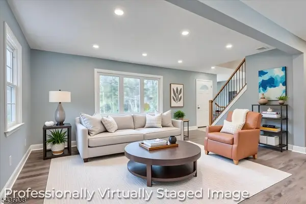 311 W 3rd Ave, Roselle Boro, NJ 07203