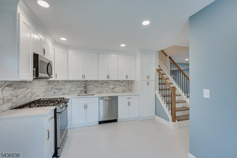 311 W 3rd Ave, Roselle, NJ 07203 - #2