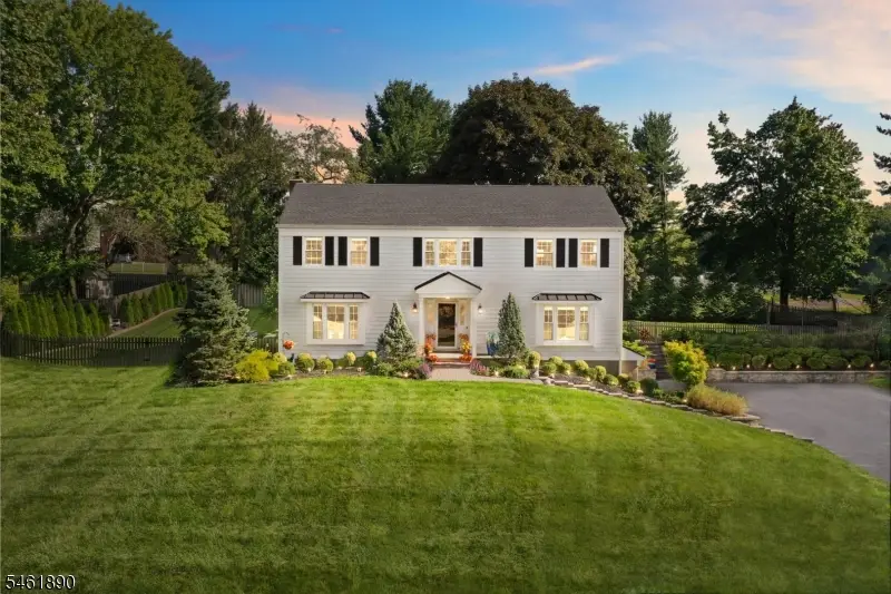 13 Larch Dr, Chester, NJ 07930 - #2