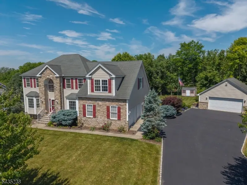 413 N Prospect St, Delaware Park, NJ 08865 - #2