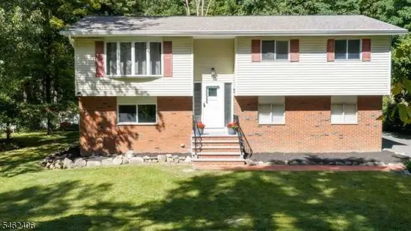 36 S Cherry Rd, Jefferson Twp., NJ 07849