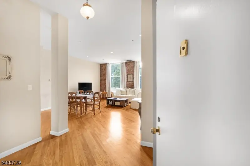 220 Main St #203, Singac, NJ 07424 - #2