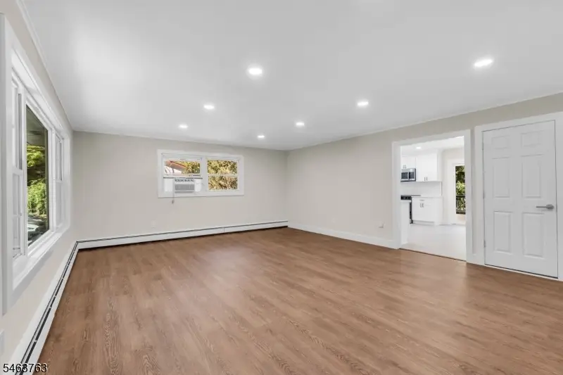 13 Main St, Glen Gardner, NJ 08826 - #2