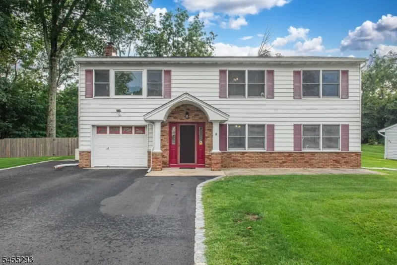 1 James Dr, Mount Arlington, NJ 07856 - #2