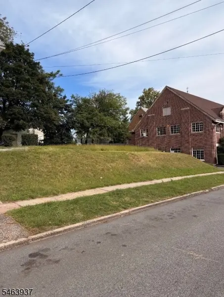 73 Nesbit Ter, Irvington, NJ 07111 - #1