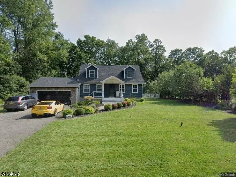 102 Stadelman Ave, Belvidere, NJ 07823 - #1