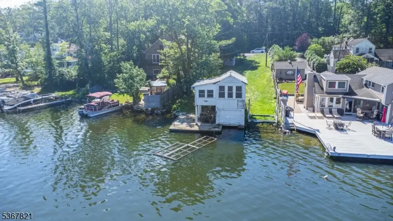 30 & 31 E Shore Culver Rd, Frankford, NJ 07826 - #2