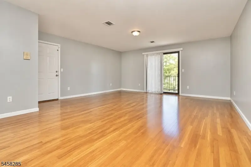 366-368 14th Ave, Newark, NJ 07103 - #3