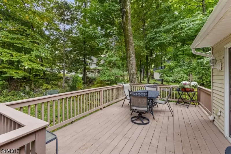 38 Old Coach Rd, Vernon, NJ 07462 - #3