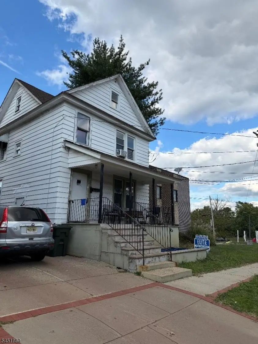 481 Hamilton St, Franklin, NJ 08873 - #1