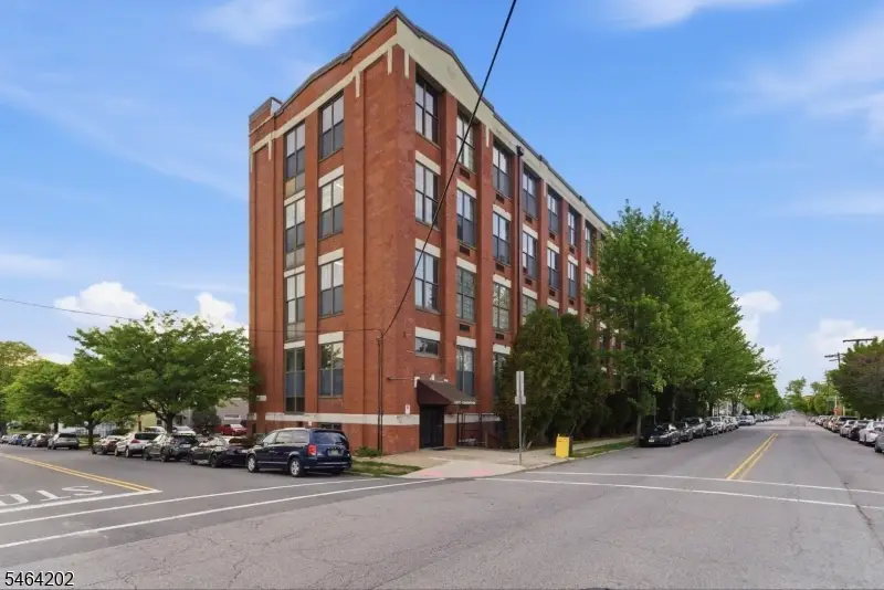 366-382 Trenton Ave #2E, Paterson, NJ 07503 - #2