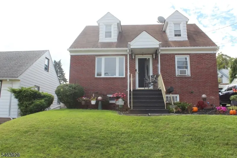 289-291 Sherwood Ave, Paterson, NJ 07502 - #2