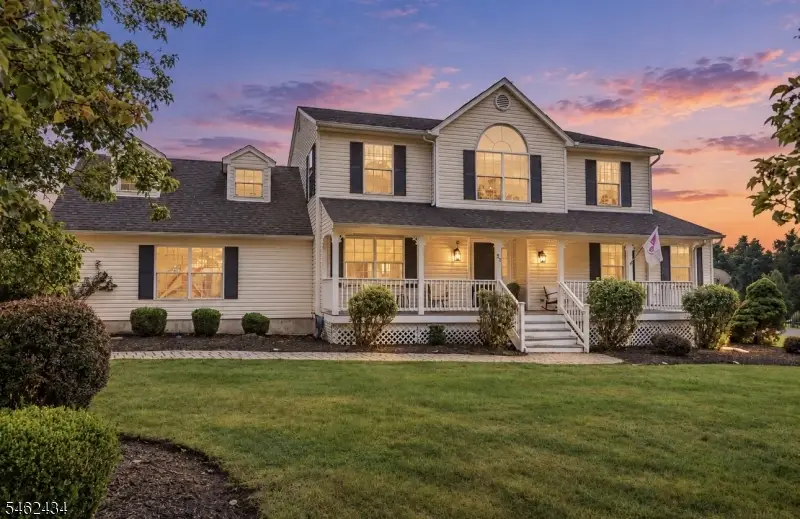 20 Carly Dr, Wantage, NJ 07461 - #1