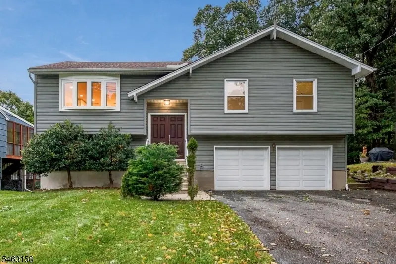 7 Ute Pl, White Meadow Lake, NJ 07866 - #1