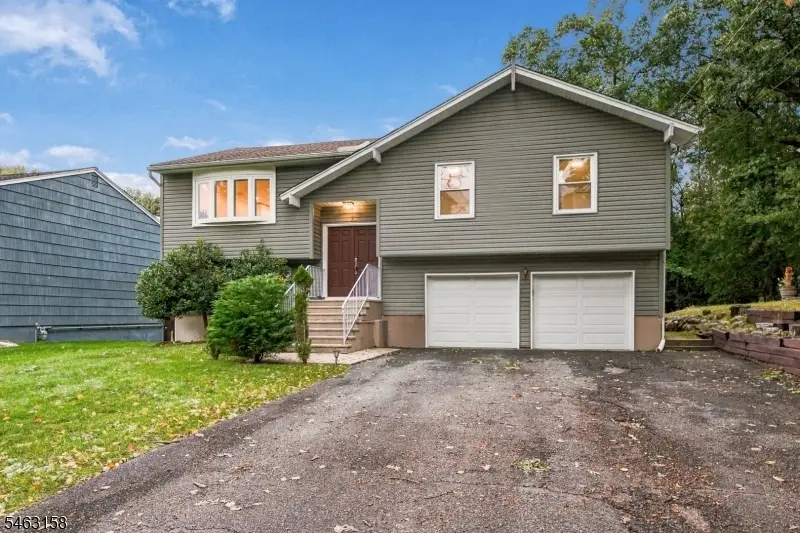 7 Ute Pl, White Meadow Lake, NJ 07866 - #2