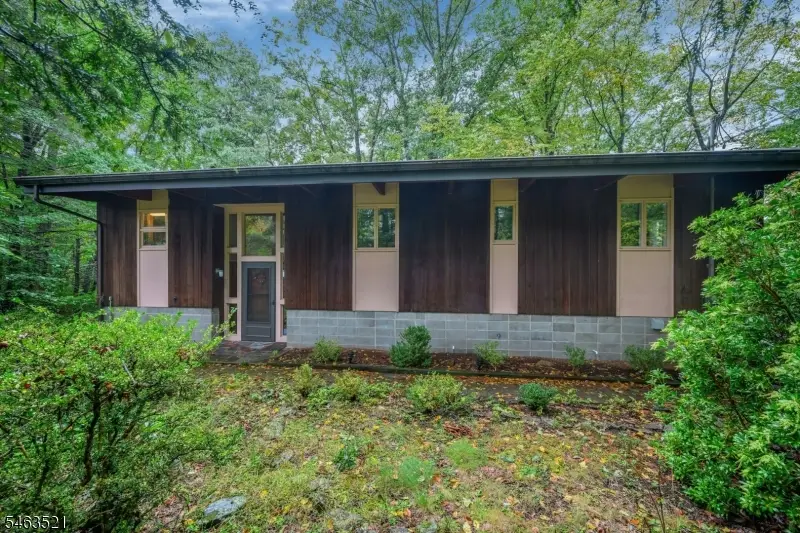 138 Shongum Rd, Denville, NJ 07834 - #2