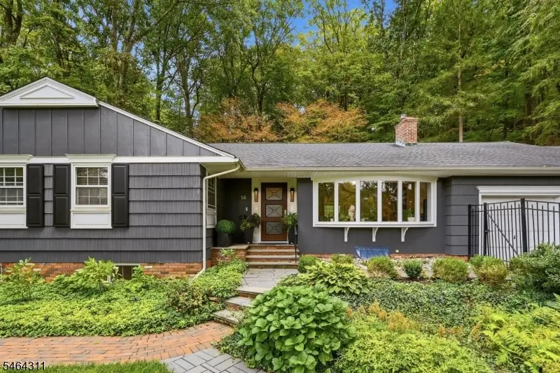 14 Indian Head Road, Morris, NJ 07960 - #1