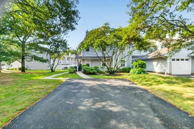 51 Woodmere Dr, Parlin, NJ 08859 - #1