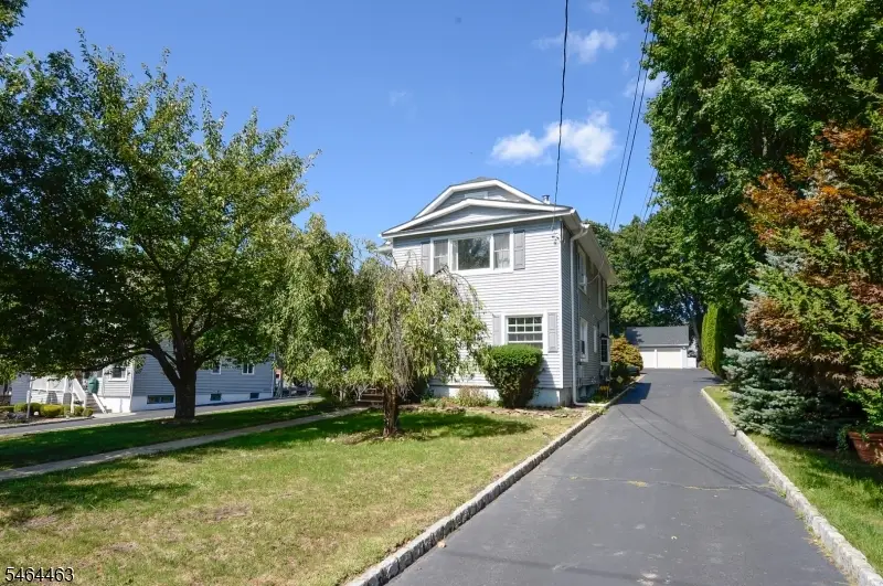 45 Hill St, Midland Park, NJ 07432 - #1