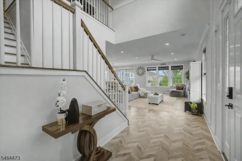 17 Aspen Dr, Cedar Grove, NJ 07009 - #2