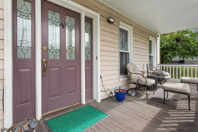 39 Clinton St, Newton, NJ 07860 - #3