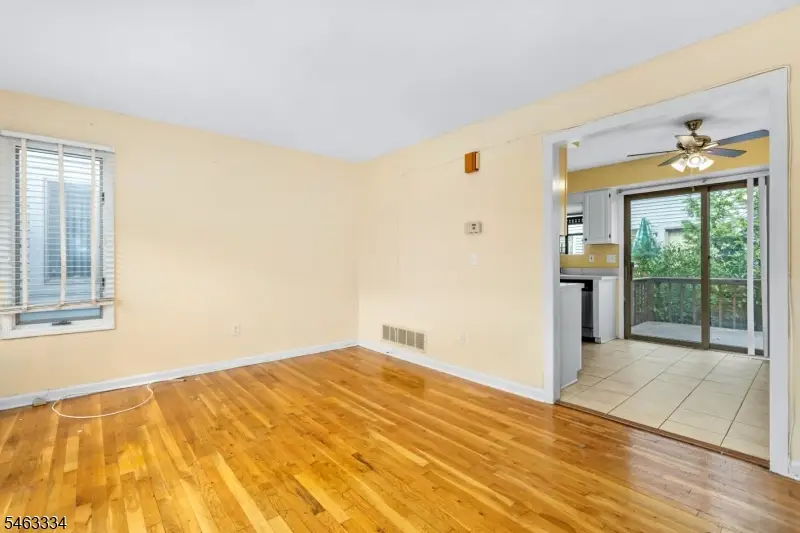 21 Village Park Ct, Scotch Plains, NJ 07076 - #3