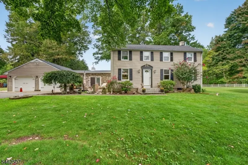 3 Galloping Hill Rd, Clinton, NJ 08833 - #1