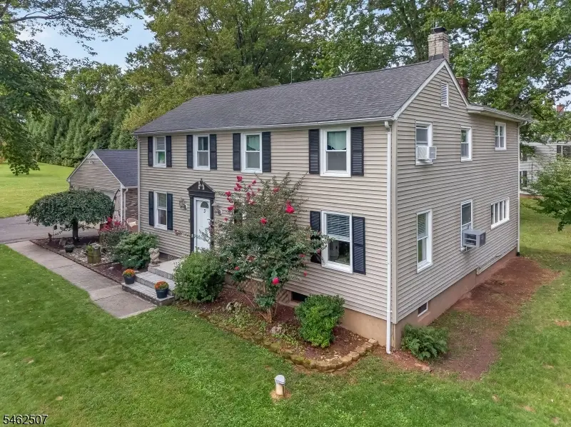 3 Galloping Hill Rd, Clinton, NJ 08833 - #2