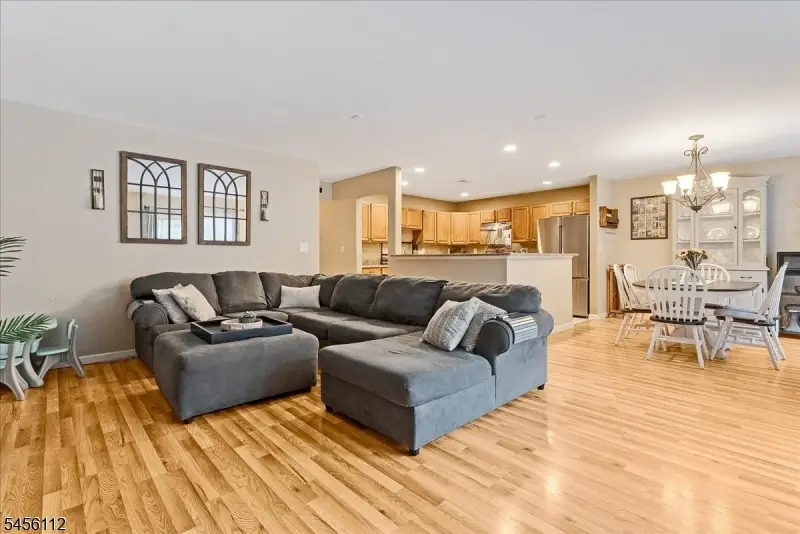 9 Ferndale Ln, Hardyston, NJ 07419 - #1