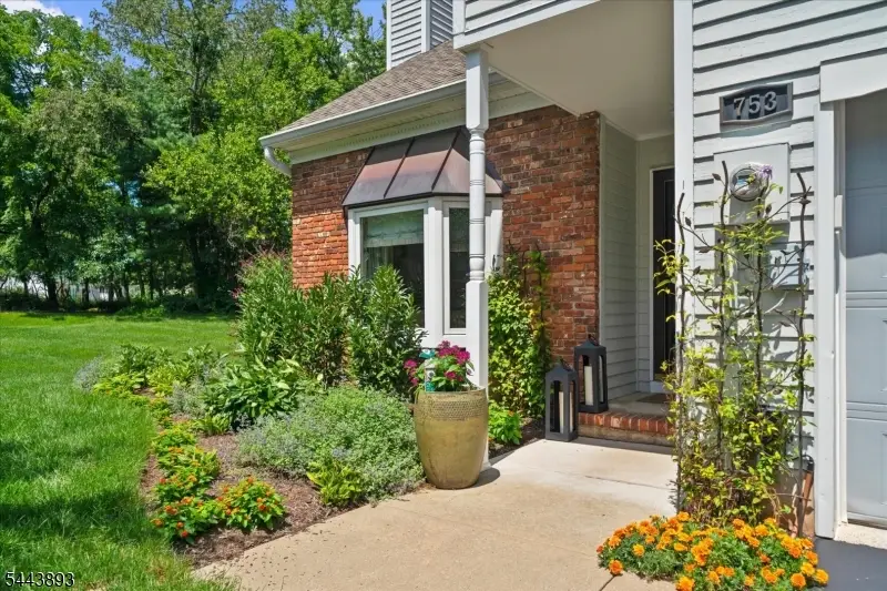 753 Vanessa Ln, Neshanic Station, NJ 08853 - #3