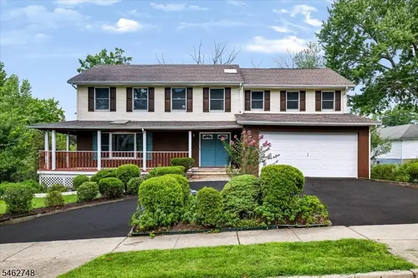 156 River Rd, New Milford Boro, NJ 07646
