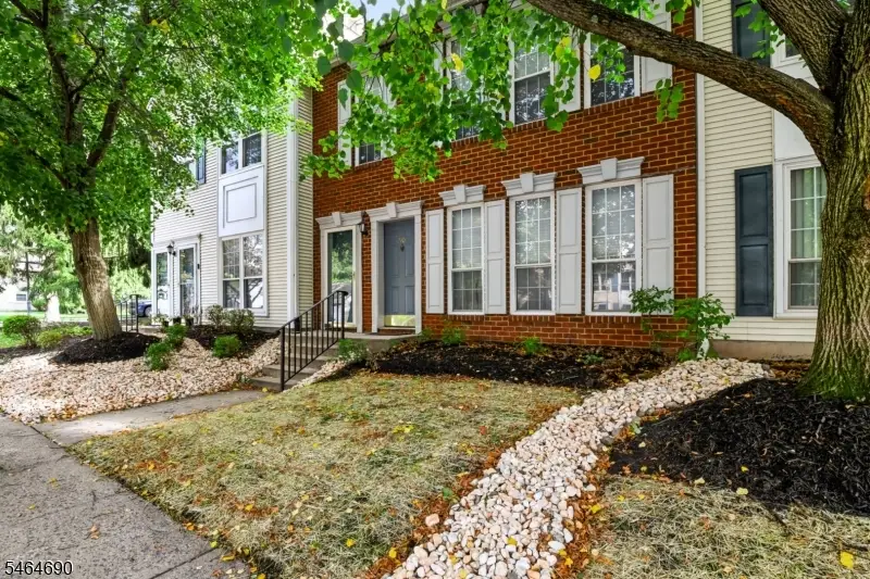 90 Edward Dr, Franklin Park, NJ 08823 - #1