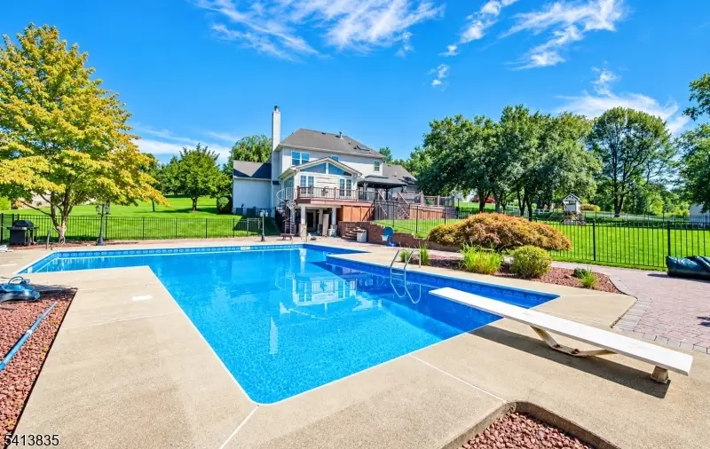 9 Tracey Ln, Mount Olive, NJ 07828 - #2