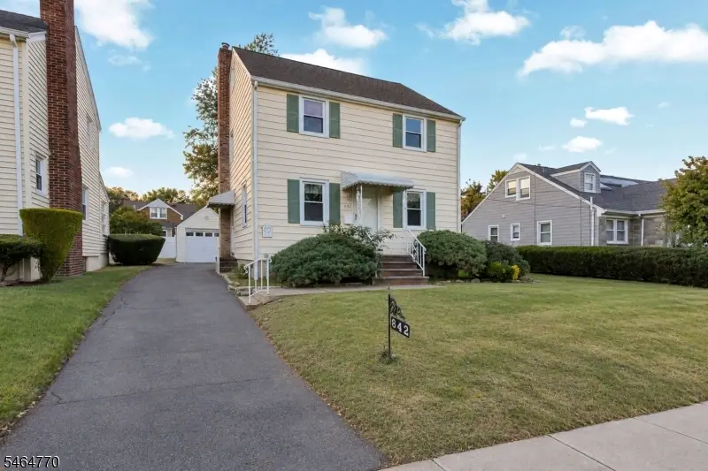 842 Travers St, Union, NJ 07083 - #2