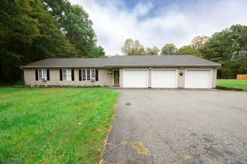 172 New Rd, Montague, NJ 07827 - #1