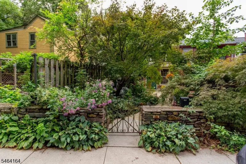 28 Brunswick Ave, Lambertville, NJ 08530 - #2