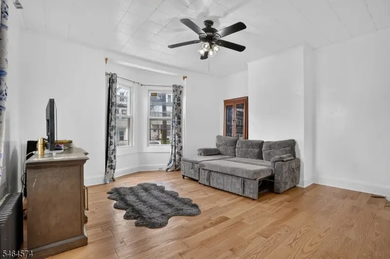 141 Kearney St, Paterson, NJ 07522 - #2