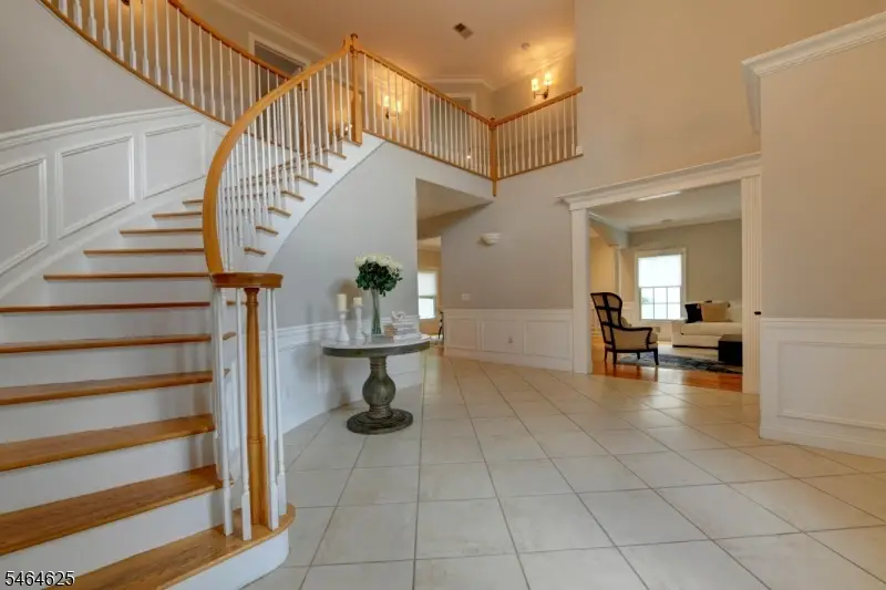 26 Liberty Court, Fairfield, NJ 07004 - #2