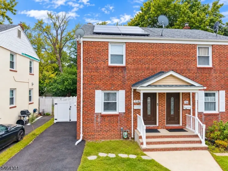 714 W Scott Ave, Rahway, NJ 07065 - #2
