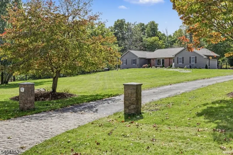 5 Alice Ct, Blairstown, NJ 07825 - #2
