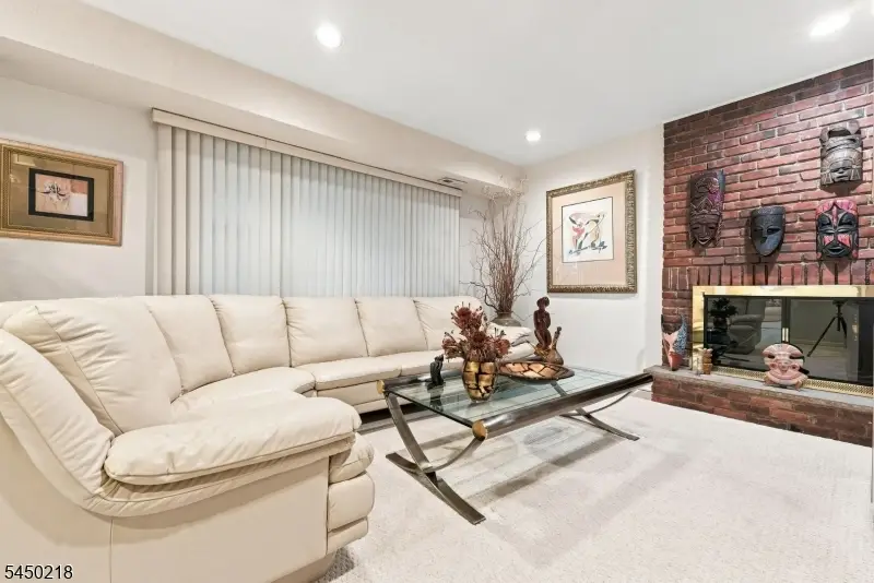 18 Druid Hill Dr, Parsippany, NJ 07054 - #2