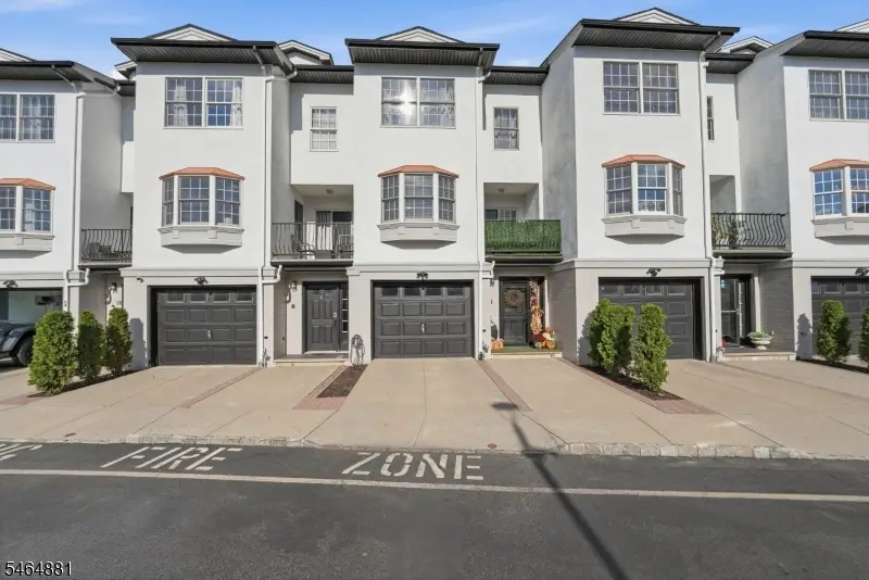 7 Harbor Front Ct. Unit C7, Elizabethport, NJ 07206 - #2