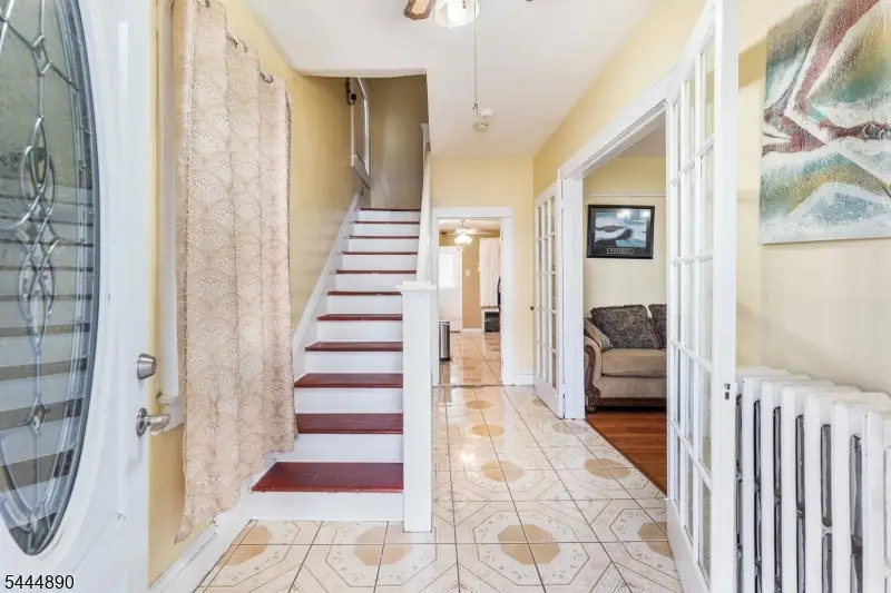 312 E 1st Ave, Roselle, NJ 07203 - #2