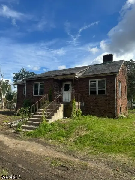 1401 Chestnut St, Pohatcong Twp., NJ 08865